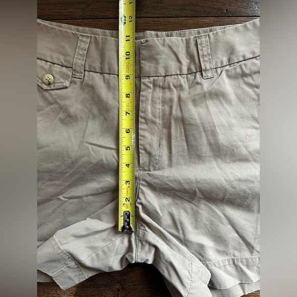 Eddie Bauer Mercer Fit Khaki Shorts- size 12 - Picture 4 of 5